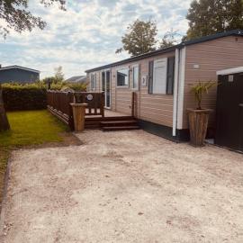Chalet tussen Zee en Meer, hotel in Lauwersoog