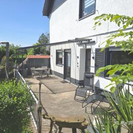 Ruhige Ferienwohnung mit grosser Terrasse