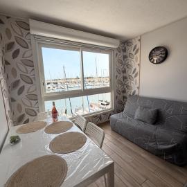 Studio cosy climatisé vue sur port