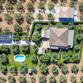 Residence con piscina Piricone, hotel en Orosei