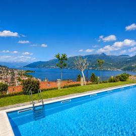 La Perla del Lago, hotel en Luino