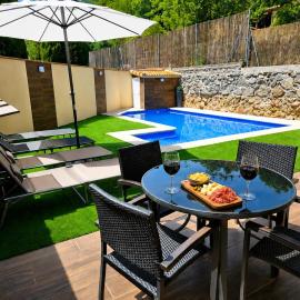 Acogedor chalet con jardín ideal para desconectar, hotel en Sotillo de la Adrada