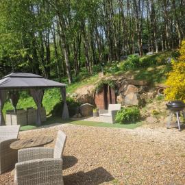 Gite sous-terre, hotel di Landisacq
