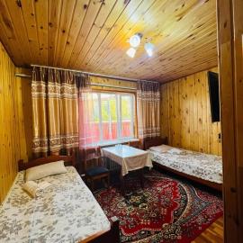 Argali hotel, hôtel à Bügat