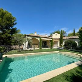 Villa d'exception en Provence, avec piscine et vue imprenable proche de St Rémy, Gordes, Eygalieres, Isle sur Sorgues