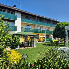 Hotel Garni Hutter, hotel em Unterburg am Klopeiner See