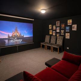 Maison avec salle cinéma proche Europa-Park & Strasbourg, hotel in Strasbourg