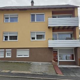 Modernes Haus mit schöner Ausstattung