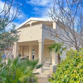 Five bedroom house near sandy beach Villa Major, hotel a Medulin
