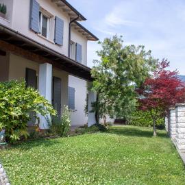 Alveare 27, hotel a Monticelli Brusati