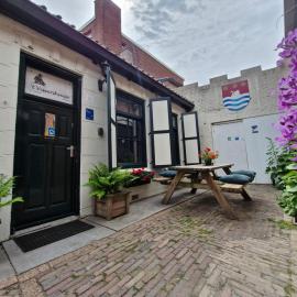 Historisch Vakantiehuisje, hotel in Terneuzen