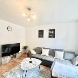 Gordon House Families & Contractors - Parking 3X