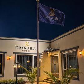 Grand Blu Hotel, hotel en Hyderabad