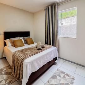 Centro, apê 2 Quartos com Ar | Garagem