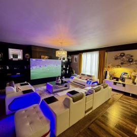 Stunning Northwest Contemporary House - OK, hotel u gradu Federal Vej