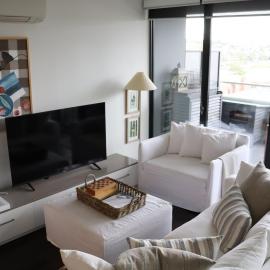 Bright Ascot Vale Nest - Free Parking & Balcony