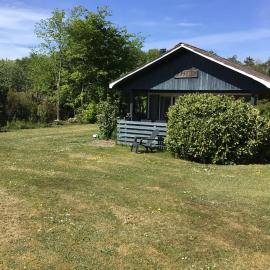 Viesnīca Cottage Near Idyllic Peaceful Sandy Beach pilsētā Renne