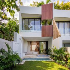 Six Palm 2BR Villa With Rooftop Near Padang Beach
