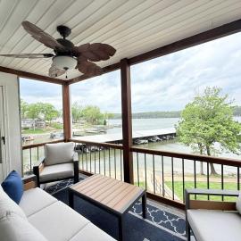 Lakefront Vibes Waterfront Pool, hotel in Osage Beach
