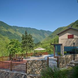 Quzhou Rixi Mountain Middle Homestay, hotel en Quzhou