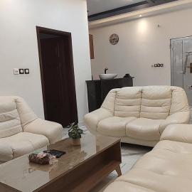 Appartement Une Chambre Salon Ouando - SKYFORCE, hotel in Porto-Novo