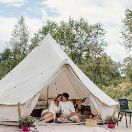 Täheonni Glämping, hotel i Tautsa
