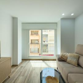 ASL 3G Estudio en centro de Alicante con piscina