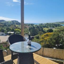Rakaunui Retreat, hotel u gradu Raglan