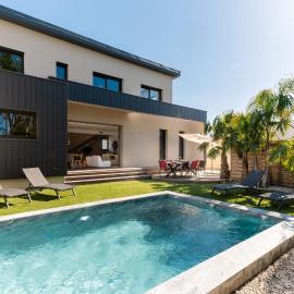 Villa Amphitrite Share beach & happiness, hotel in Le Grau-dʼAgde