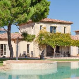 Wine estate 20m pool and cinema