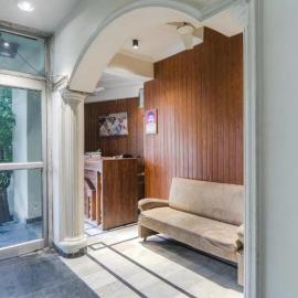 Bless Inn, hotel di Prayagraj