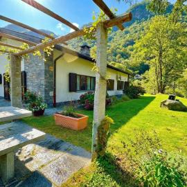 Casa Mima Chalets, hôtel à Gerra Verzasca