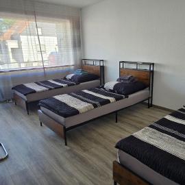 Apartment mit Balkon in Garbsen bei Hannover, hotel en Garbsen