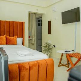 Glisten Studio with free WI-FI