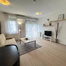 iHome Apartment 3.0, hotel u Pečuju