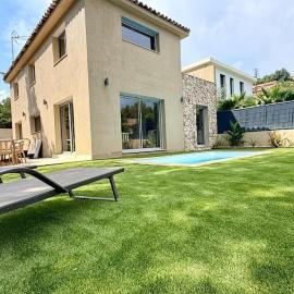 Villa neuve 6 pers - Piscine - Plage à 800 m