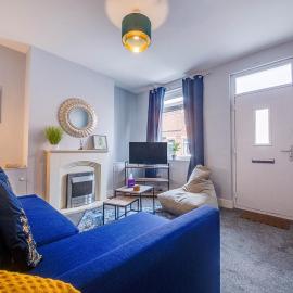 Castleford Stay, Families & Work Trips at Liquorice Lodge, hotel in Castleford