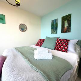 Shakti, Abdelli guesthouse