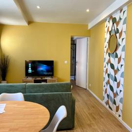 La Cabine ménage et linge inclus, hotel em Dieppe