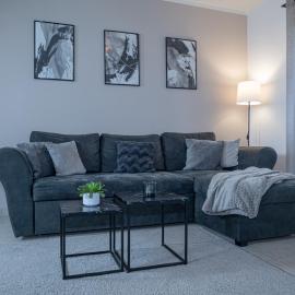 Attraktive Montage- und Ferienwohnung in Ensdorf، فندق في Ensdorf