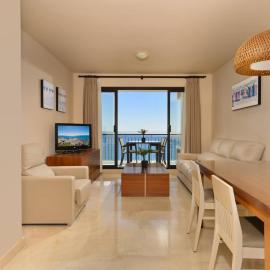 Viesnīca Precioso apartamento de 2 dormitorios con parking & WiFi pilsētā Torroksa Kosta