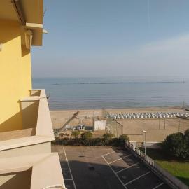 LaSpiaggia21, hotel v destinácii Marotta