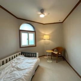 Lagom villiage, hotel in Paegun-dong