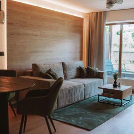 ALPEN STUDIO - moderne Ferienwohnung mit Bergblick & Südterrasse in Bad Hindelang、バート・ヒンデラングのホテル