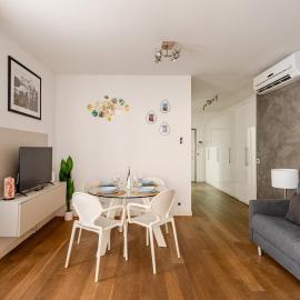 Urban Oasis Suite Design & Comfort in Ponti Romani