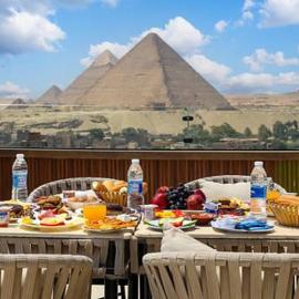 Giza에 위치한 호텔 Royal Pyramids View Hotel