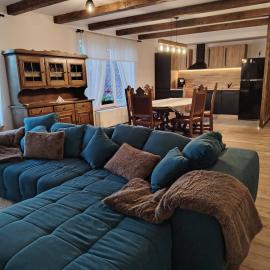 Hanna Moonwood Apartman, hotel a Ciba