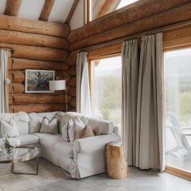 Wild Nurture Eco Luxury Offgrid Log Cabin, hotel in Fort William