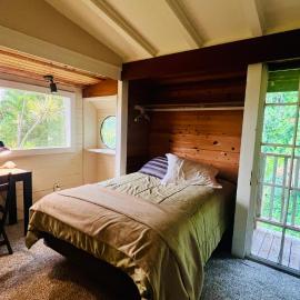 Ha'Alani Oceanview Tropical Paradise, hotel in Captain Cook