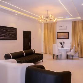 Modern 2BR Retreat in Lugbe Comfort Class 3